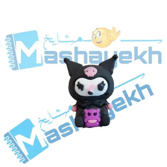 سرمدادی سیلیکونی کرومی با طراحی براق و مدرن روی میز تحریر